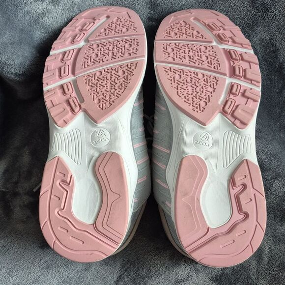 Zeba Shoes Size 8.5 Grey and Pink (Rose Gray) - Picture 7 of 7
